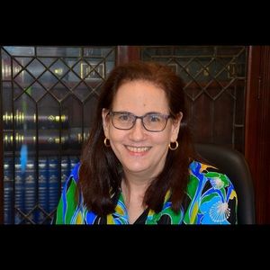 Meet your Posher, Lynne